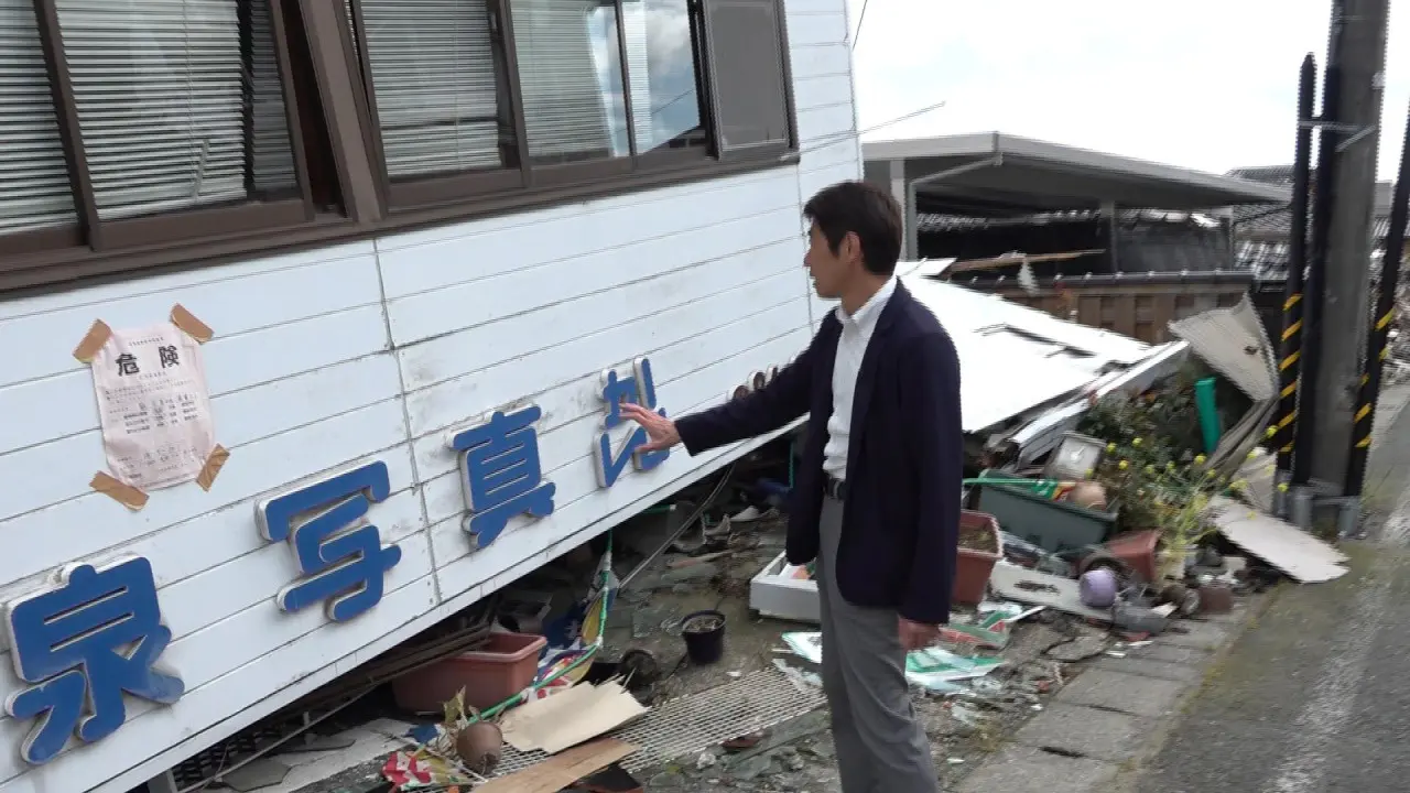珠洲市で取材をする数家解説委員