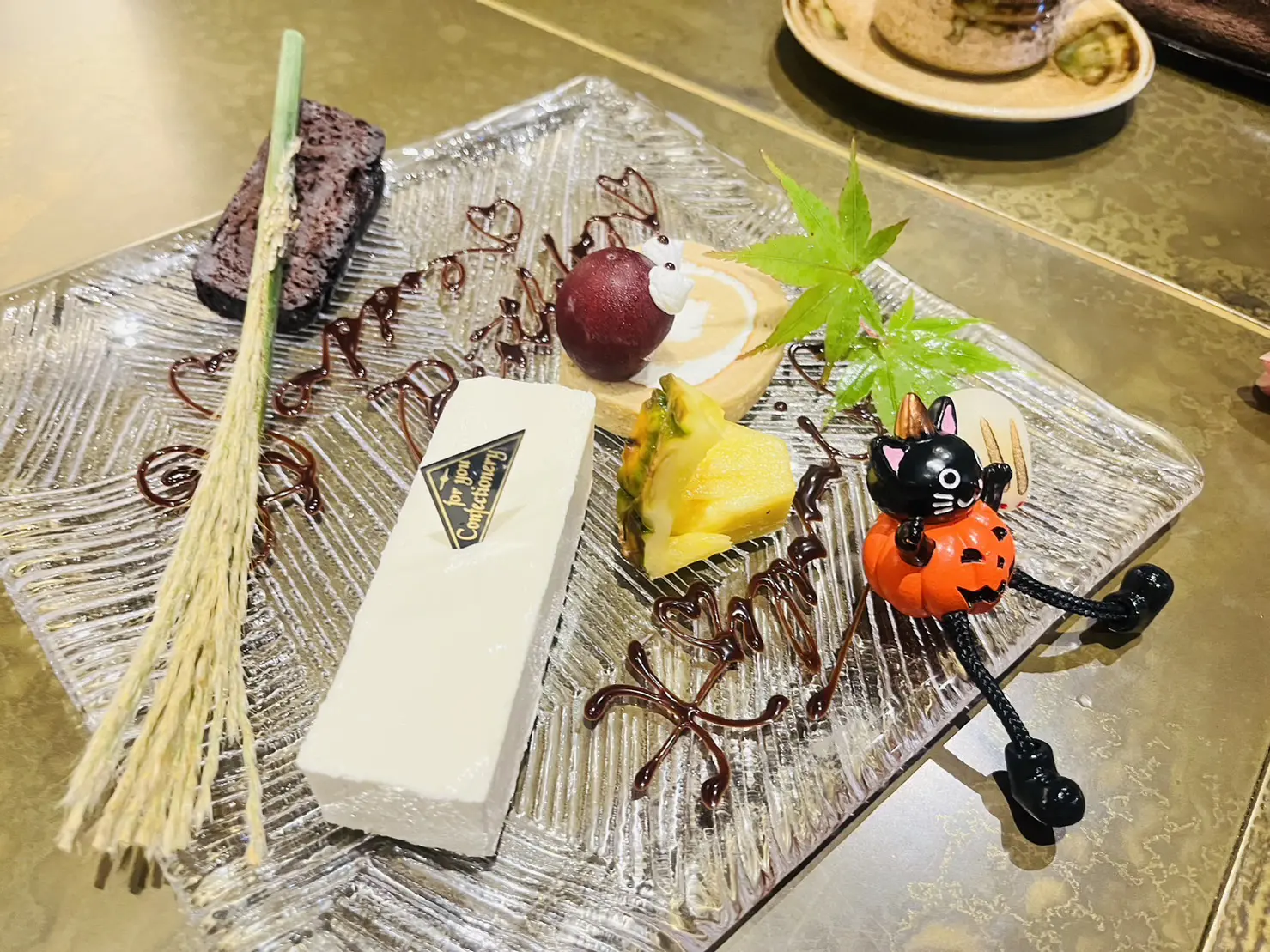 射水市の鉄板焼き店手作りのスイーツプレート