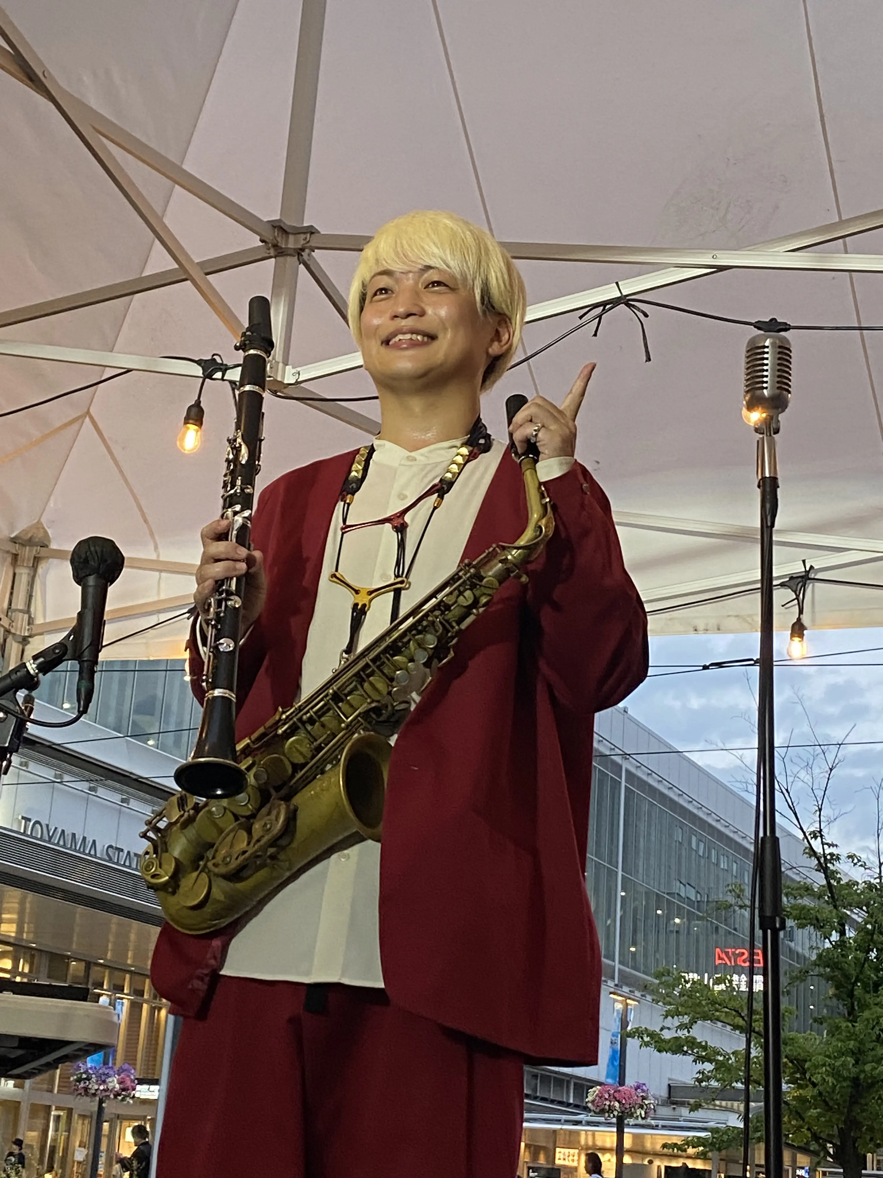 クラリネット&サックス奏者の辻本美博さん