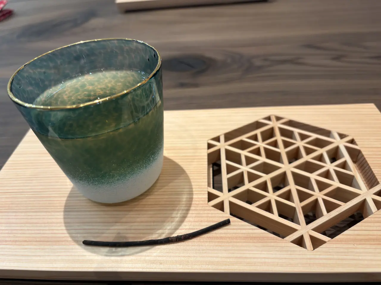 クロモジを使った香りの良いお茶