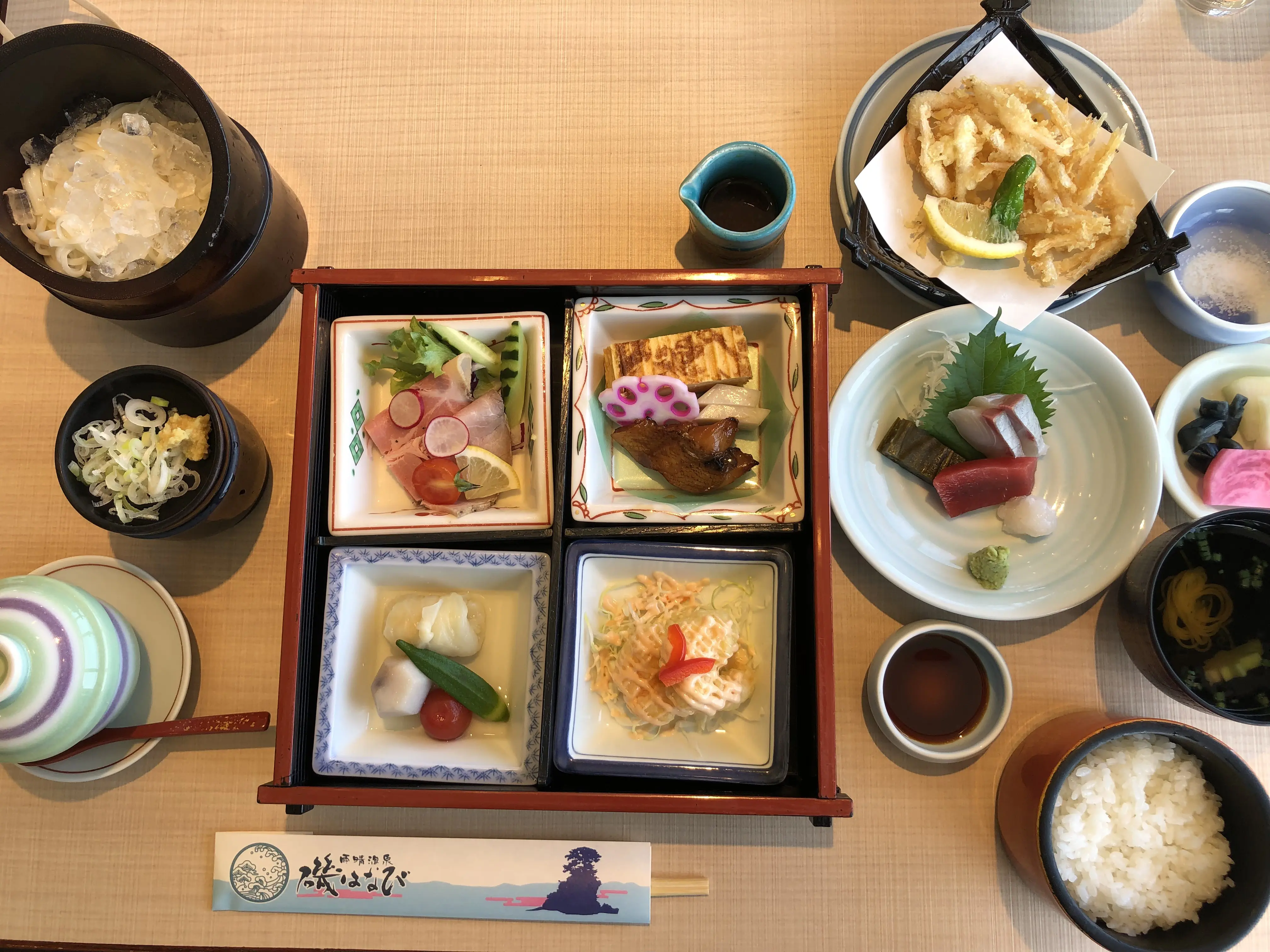 磯はなびの豪華な御膳