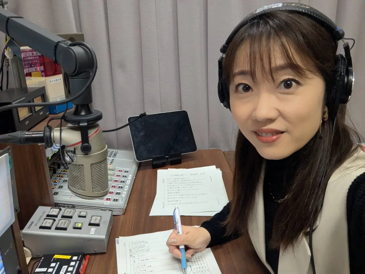 KNB情報センター内にあるラジオ第７スタジオから
モ～ぶるをお送りしていました！