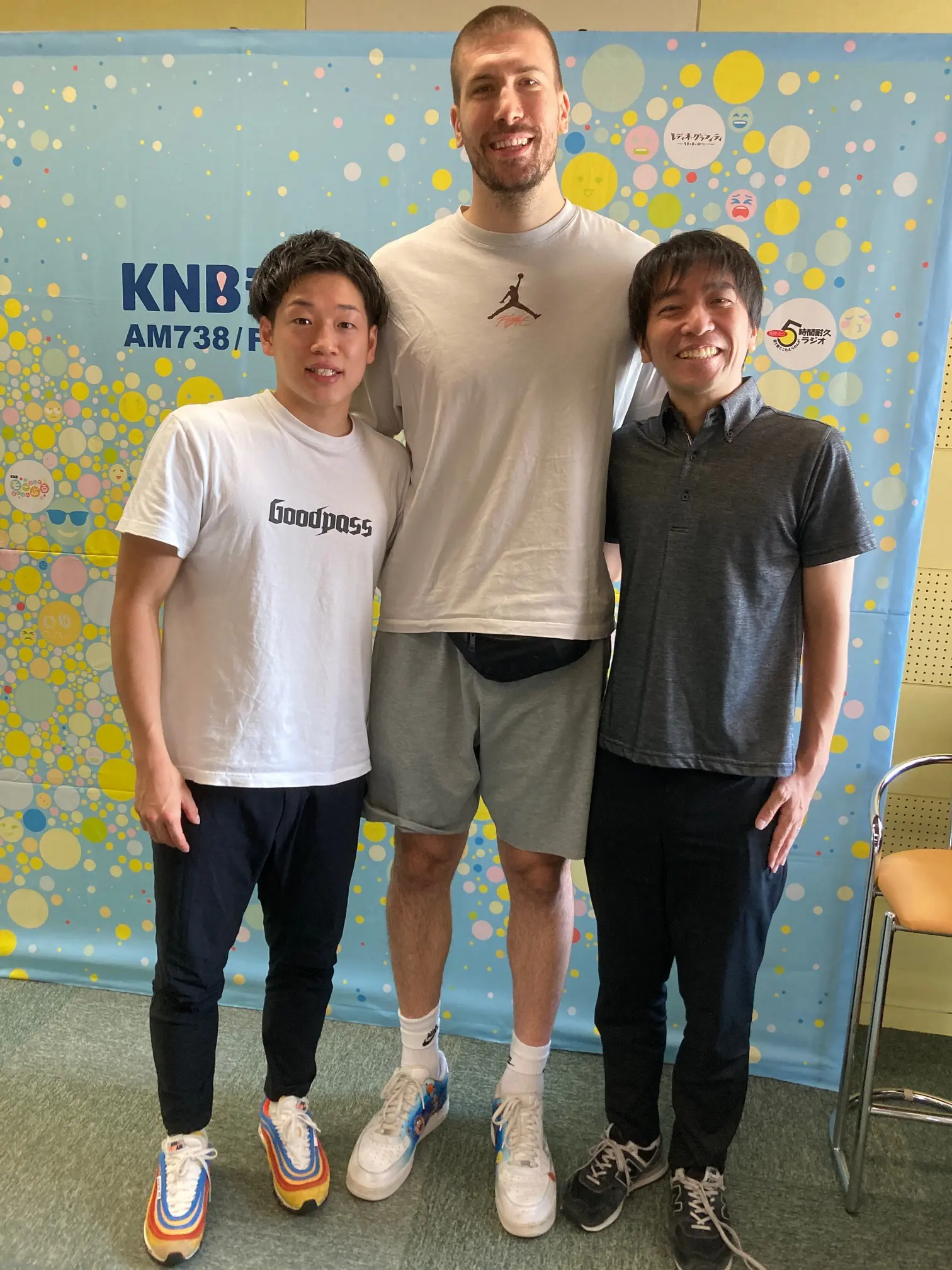 で、でか～い！酒井達晶通訳兼練習生と一緒に