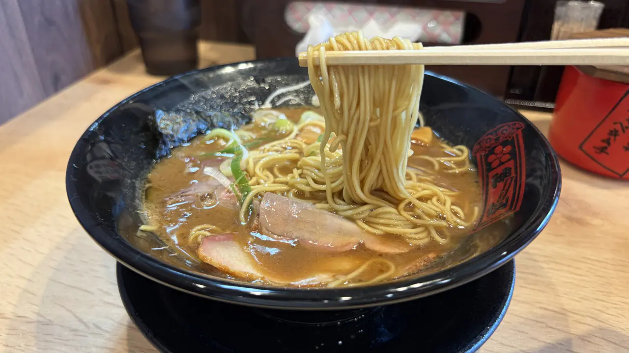 濃厚中華そば　890円