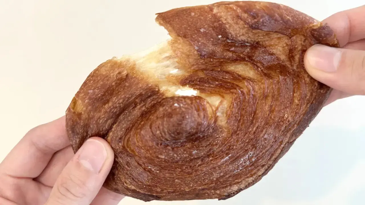のびーるクロワッサン　ミルク　290円