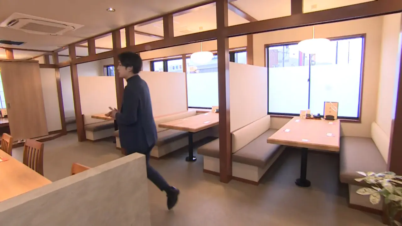 店内は和モダンな雰囲気
