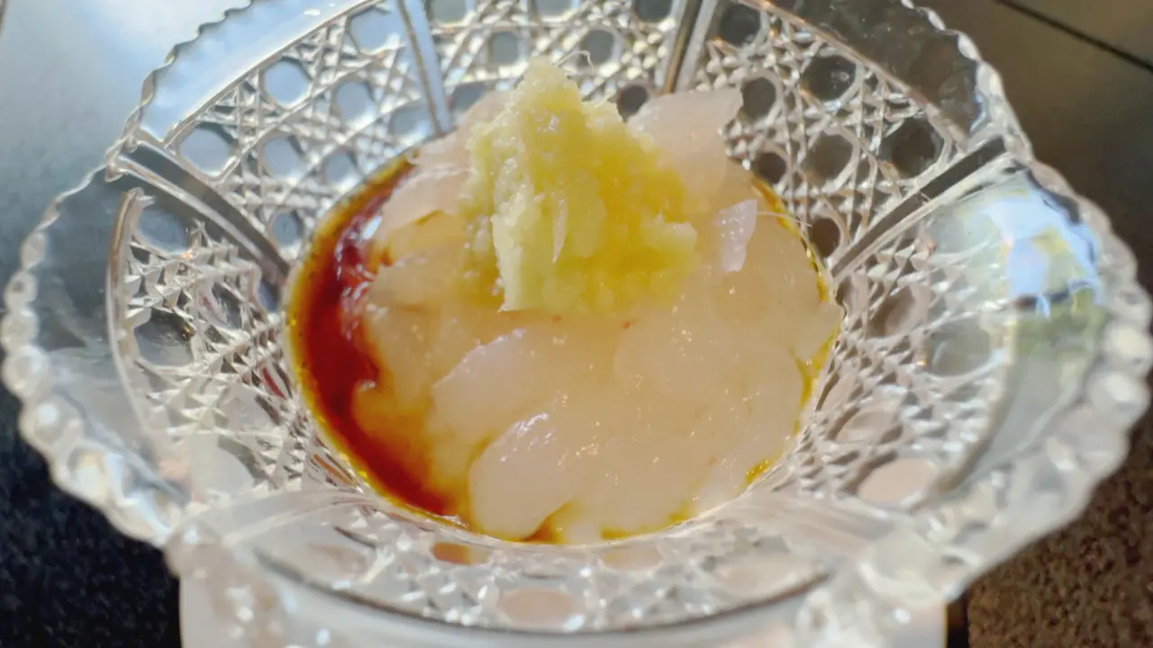シロエビの刺身
