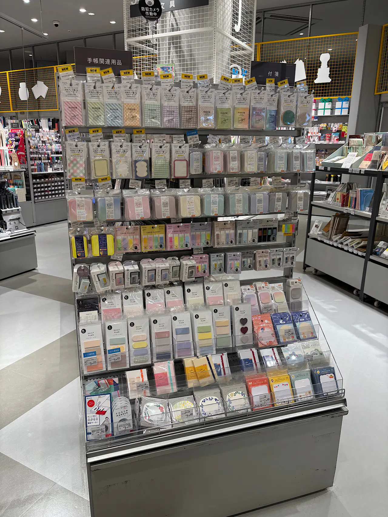 LOFT】2025春注目の付箋は？ 文具のお祭り「文フェス」開催の富山