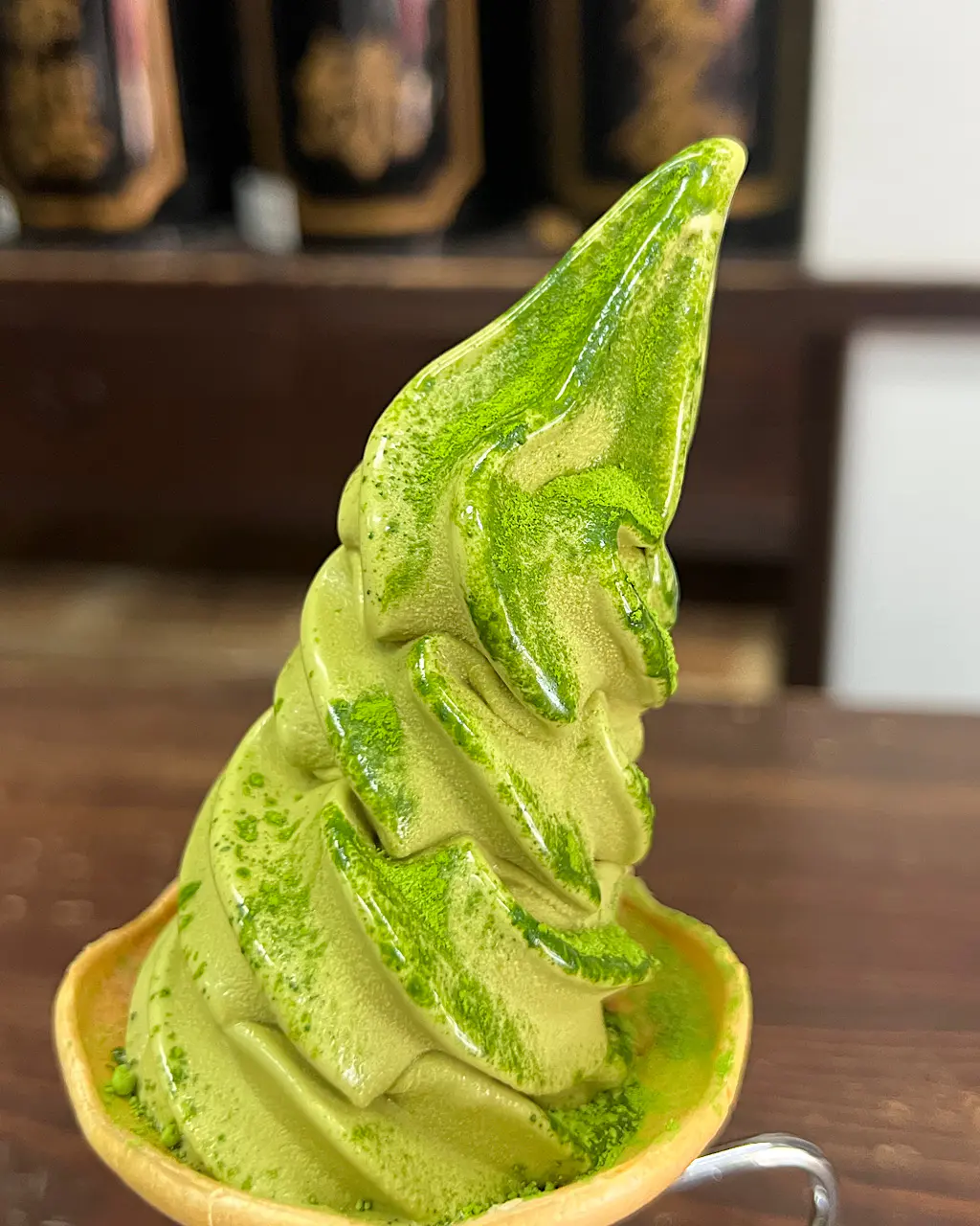 抹茶とほうじ茶のミックスも!! 甘さ控えめでお茶の風味香るソフト