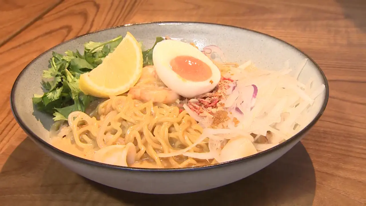汁なしトムヤム麵　1200円（税込）