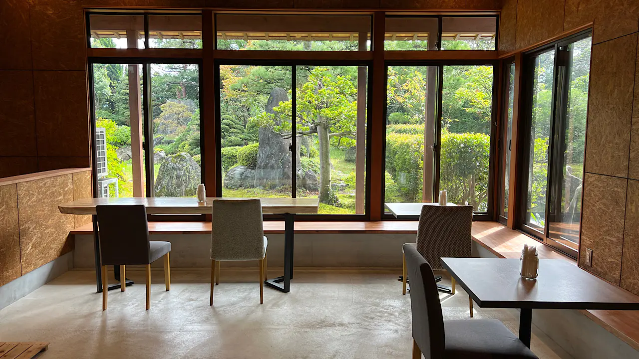 日常を忘れる静かな贅沢 日本庭園美しいカフェで小旅行気分【L'con
