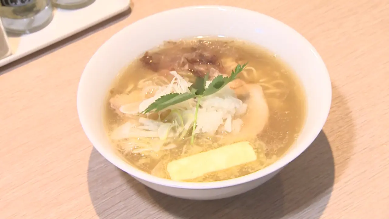 塩らーめん　1000円（税込）