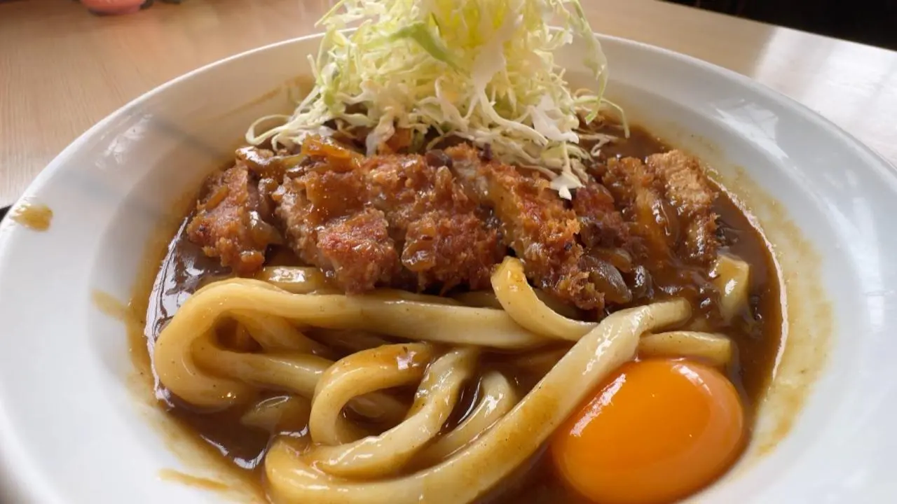 かつカレーうどん　1000円（税込）