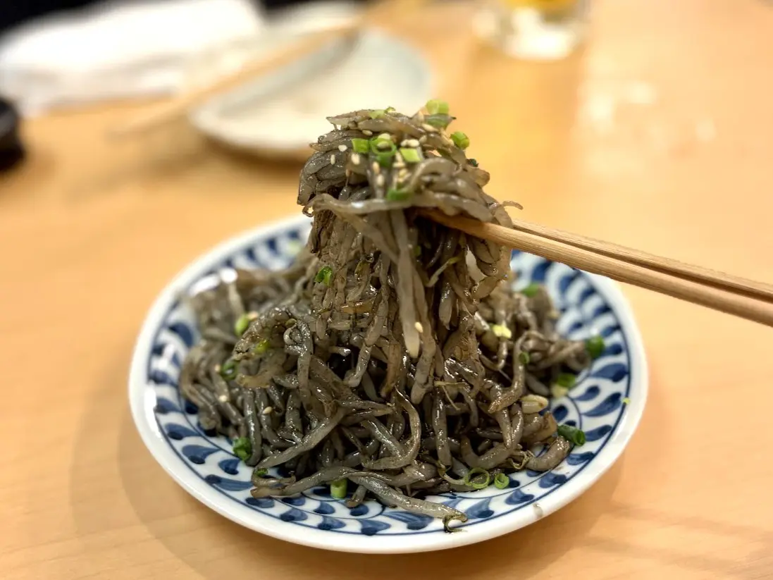 炭焼きもやしナムル　572円（税込）