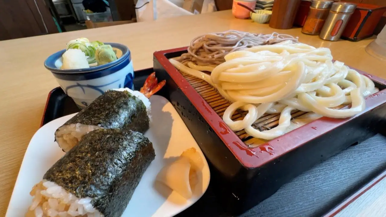 ざる定食　1080円（税込）