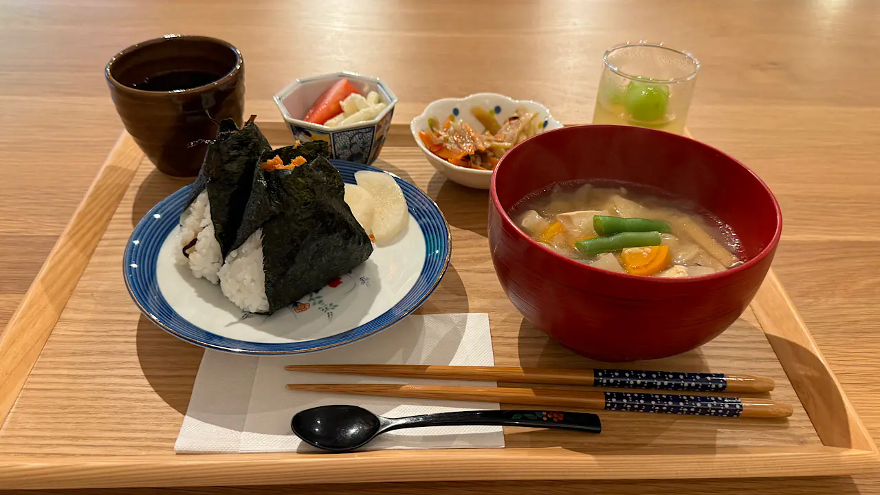 おむすびランチ　800円