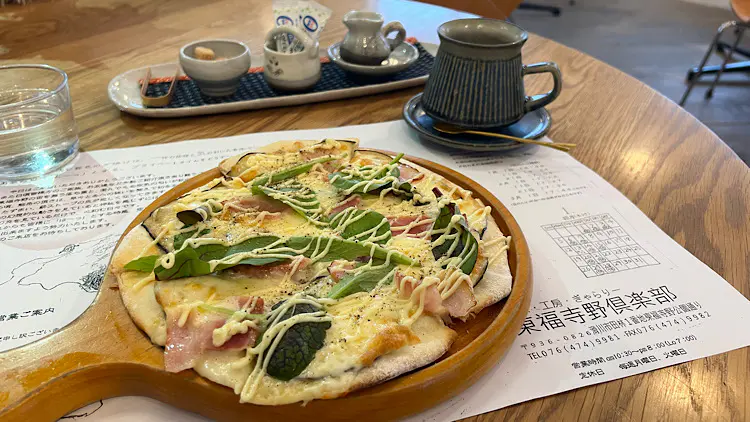 ナスとベーコンのマヨネーズピッツァ Sサイズ　　950円