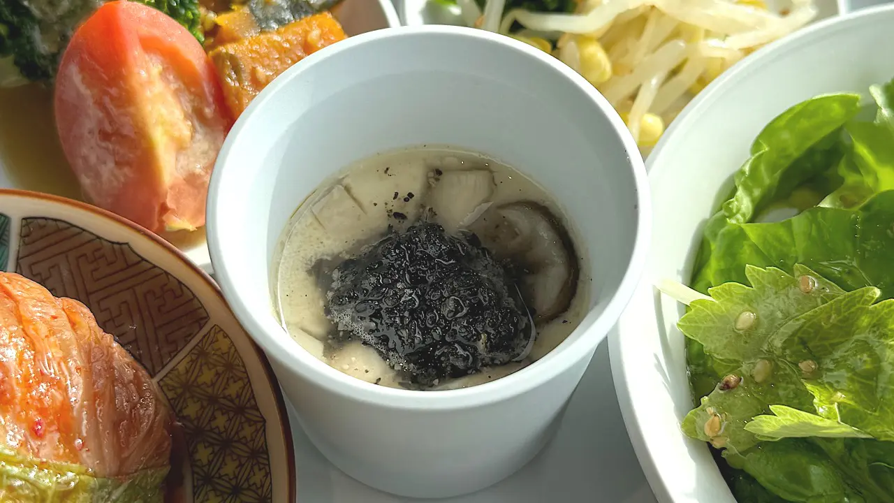 黒ごまのケランチム（韓国風茶わん蒸し）
