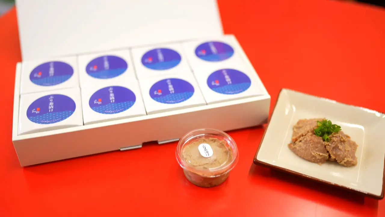 ぶり茶漬け・８個入　5400円（税込）
