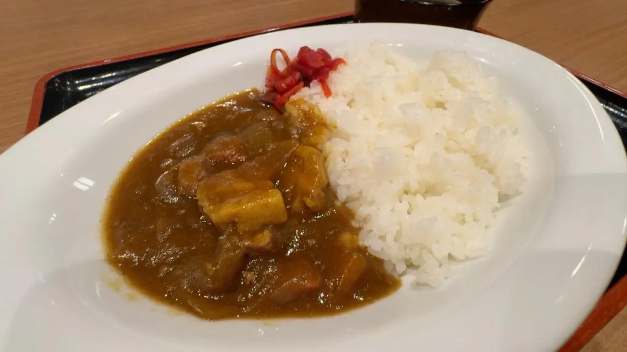 カレーライス　850円（税込）
