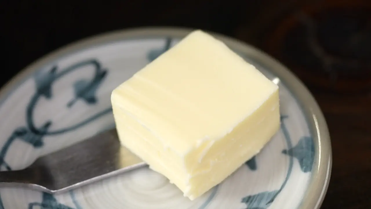 トッピング　バター　120円（税込）