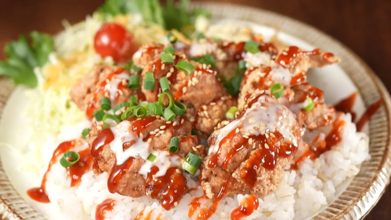 ヤンニョムチキンライス　1000円（税込）
