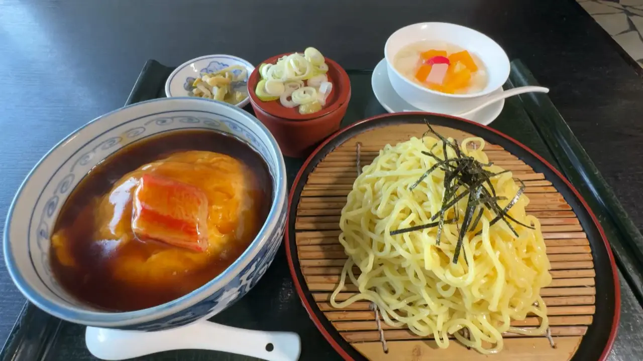 ざる麺セット　1250円（税込）