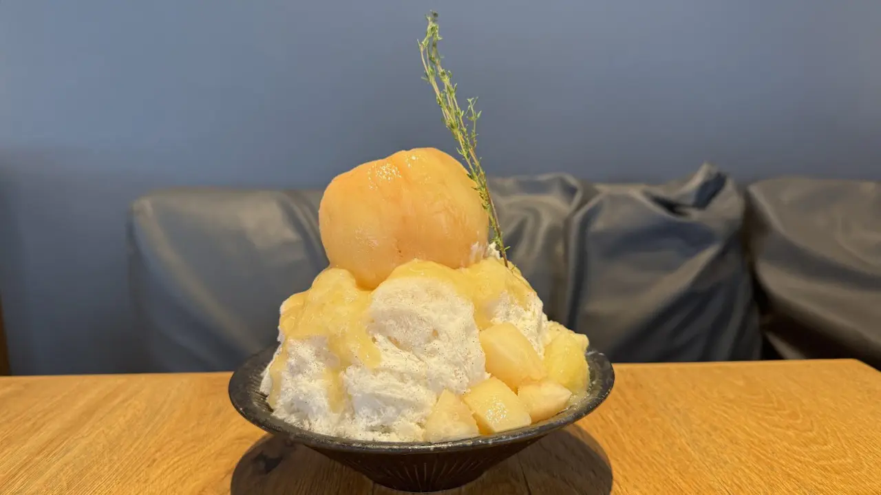 丸ごと白桃ロイヤルミルクティー　3278円