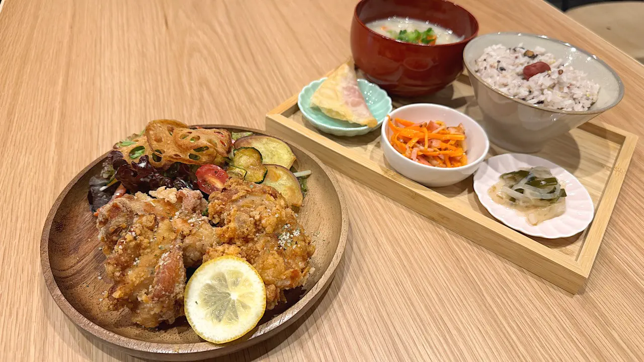 からあげ定食　1500円