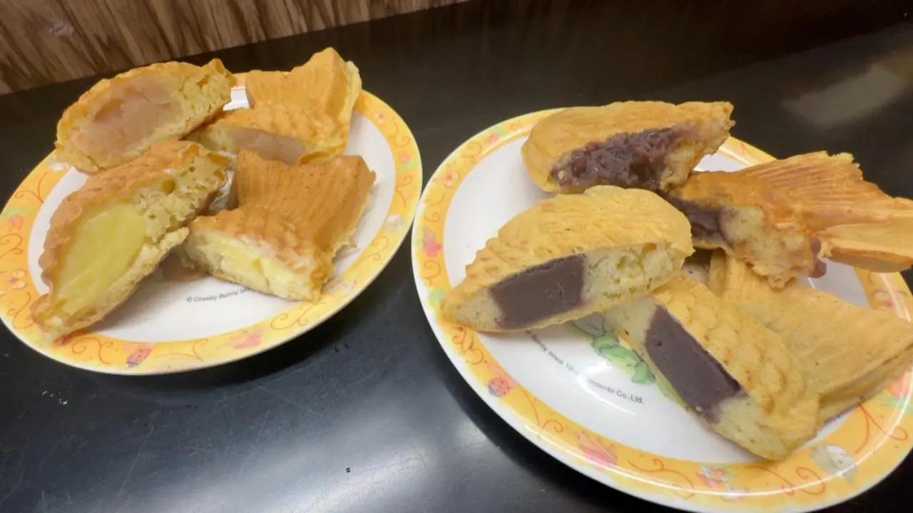 たい焼き（つぶあん・こしあん・しろあん・クリーム）　各150円（税込）