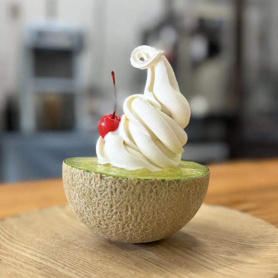 メロンソフトクリーム　1100円（税込）