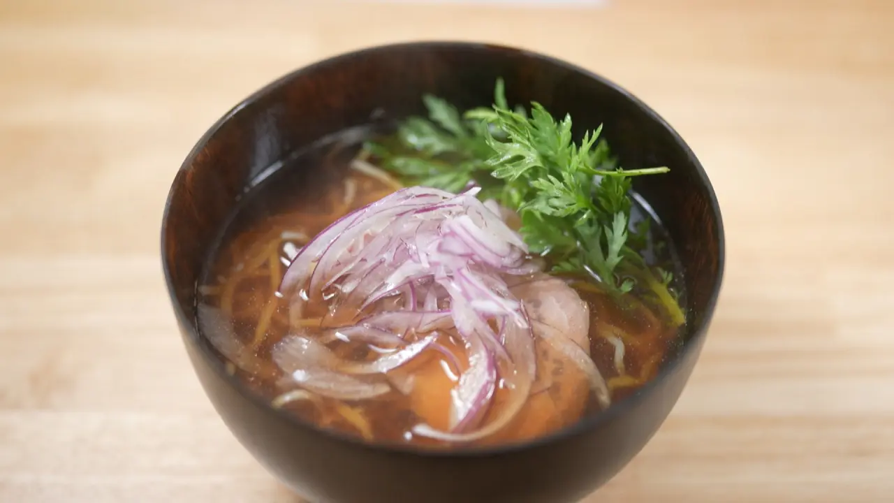 醤油ら～めん　660円（税込）