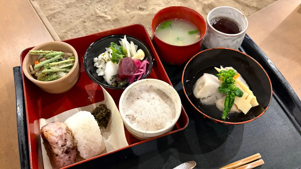 ランチ1000円　※1日15食限定