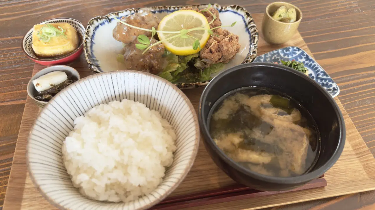 ハーフ（からあげ・とりマス）　1500円