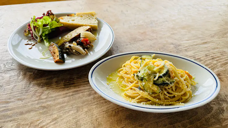 パスタランチ　滑川産ズッキーニとパルミジャーノチーズのスパゲッティ　　1800円