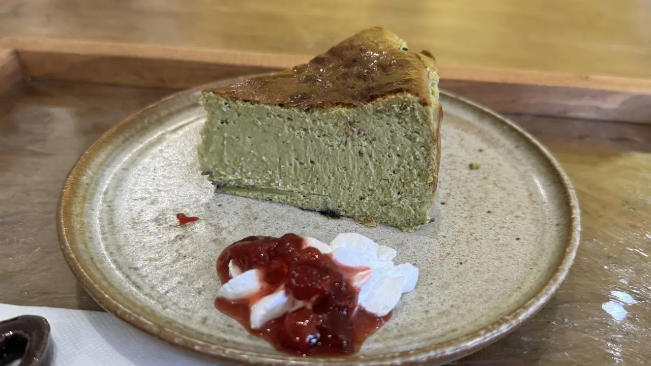 抹茶バスクチーズケーキ　700円