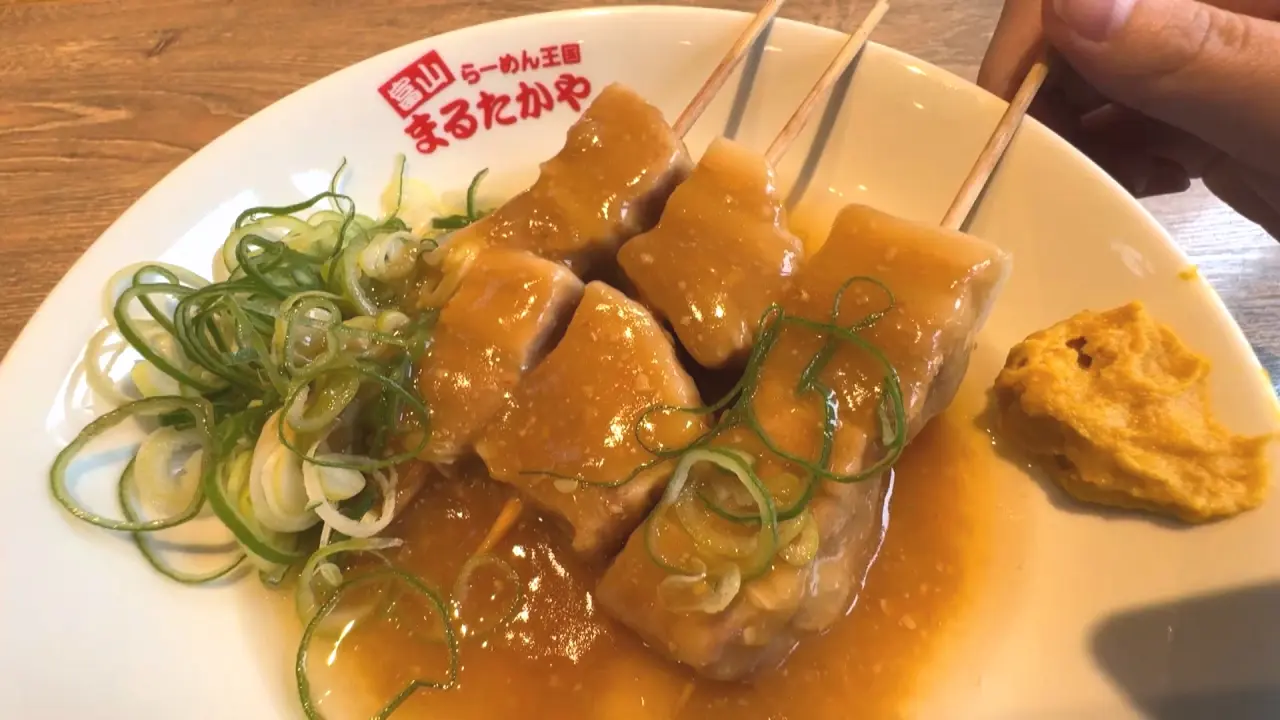 豚串　1本190円（税込）　※ネギ付は+60円（税込）