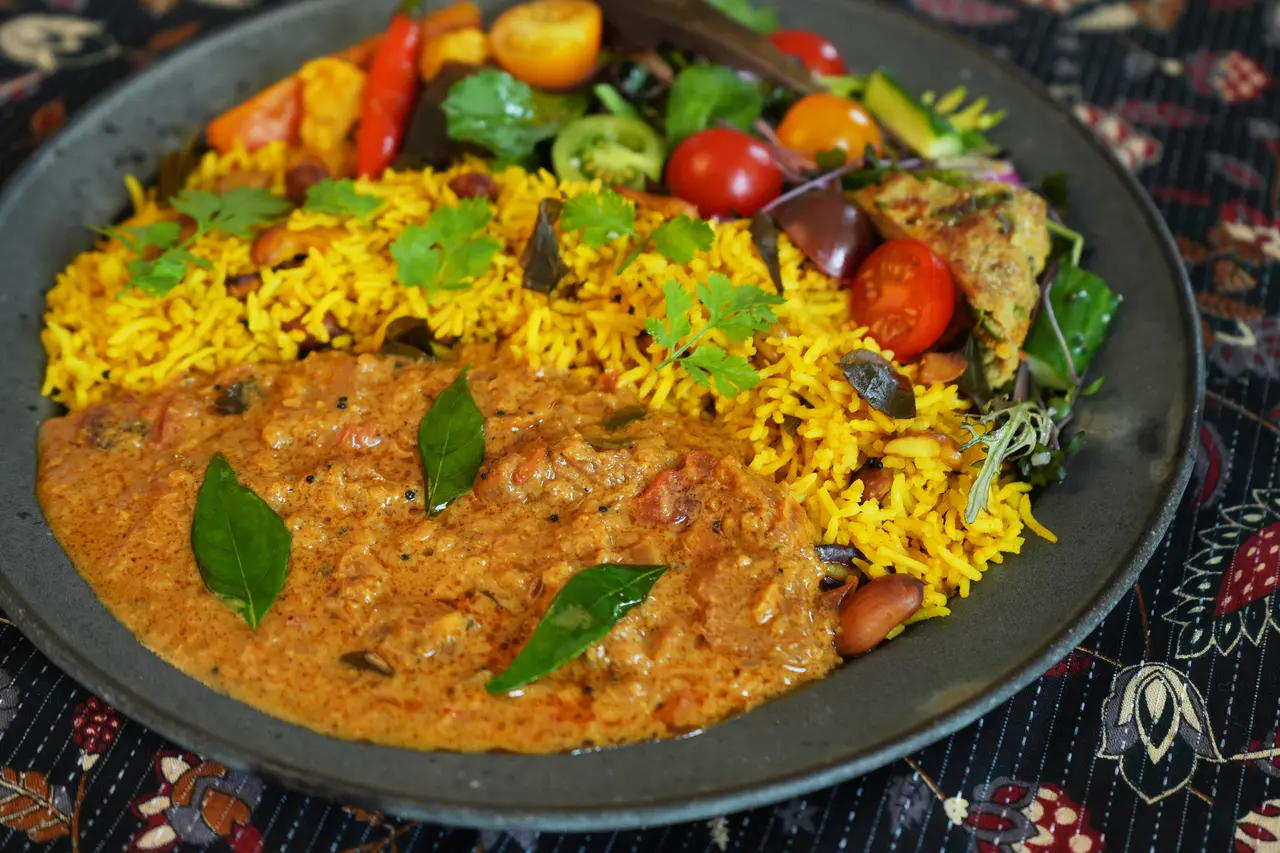 南インドアチャヤトラカレープレート　1500円