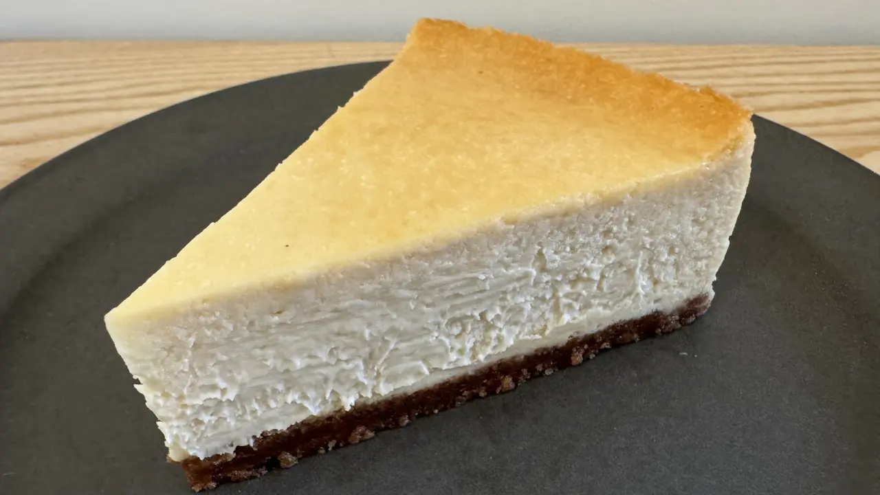 ニューヨークチーズケーキ　594円