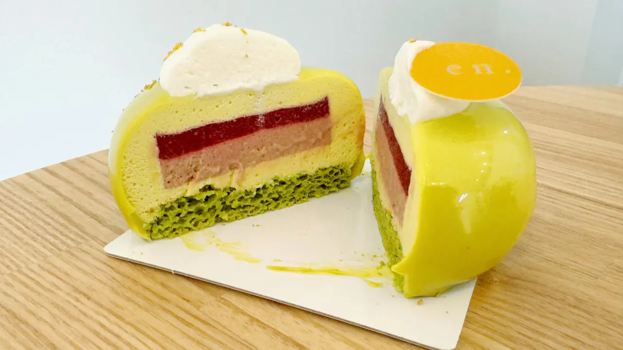 ムース【ピスタチオ×フランボワーズ】　680円