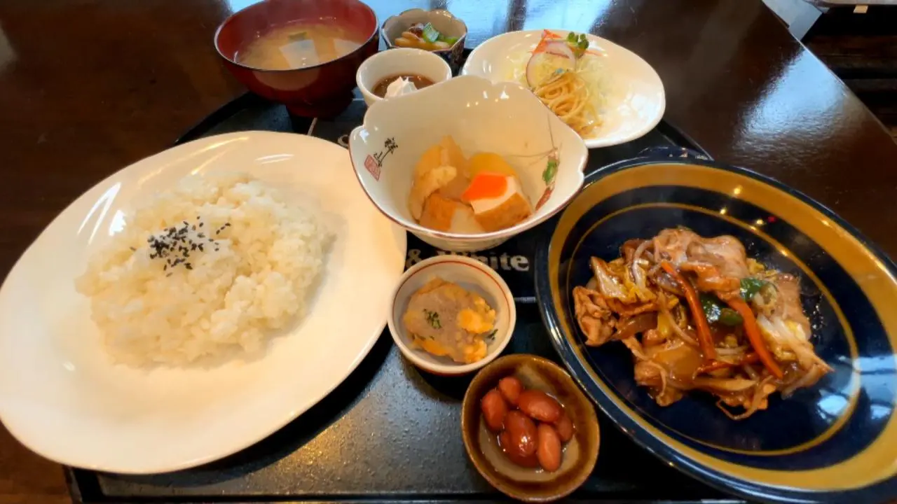 日替わりランチ　1300円（税込）