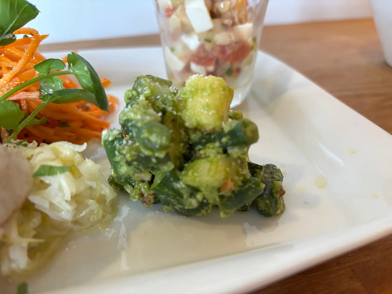夏野菜のジェノベーゼ