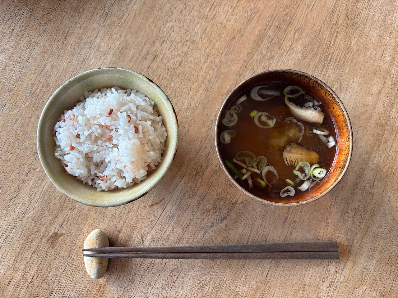 氷見産のコシヒカリ・富山県産の米麹を使った味噌汁