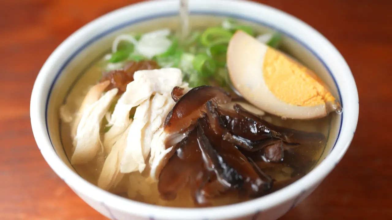 鶏飯　600円（税込）