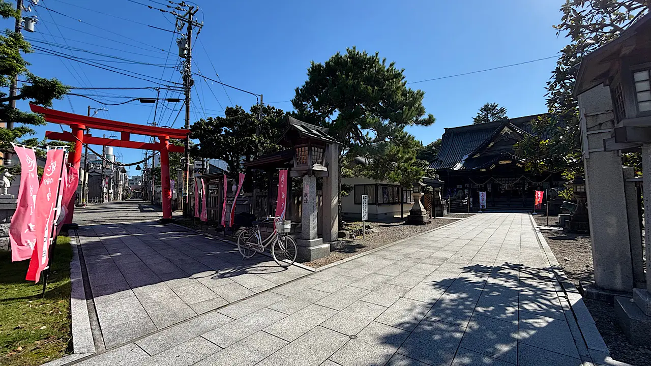 高岡関野神社