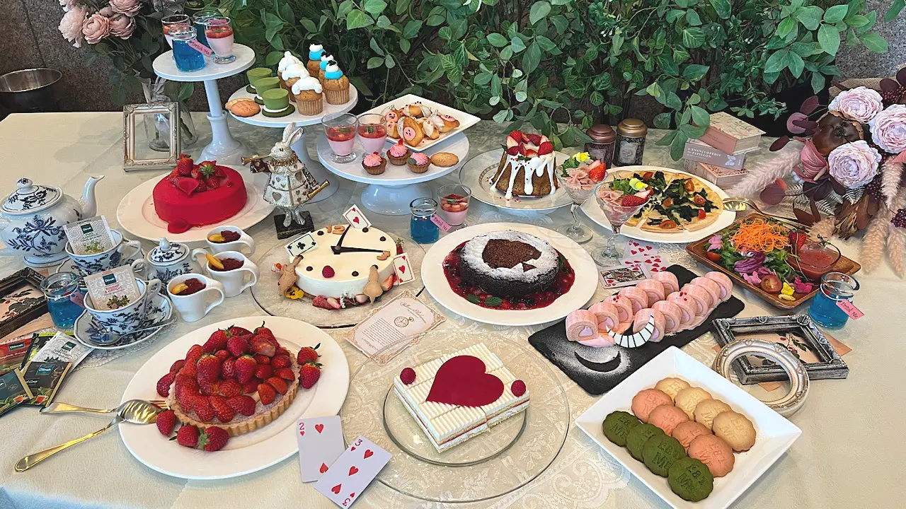 チェシャ猫ケーキ♥️お茶会&クッキー チェシャ猫ケーキ♥️お茶会&クッキー