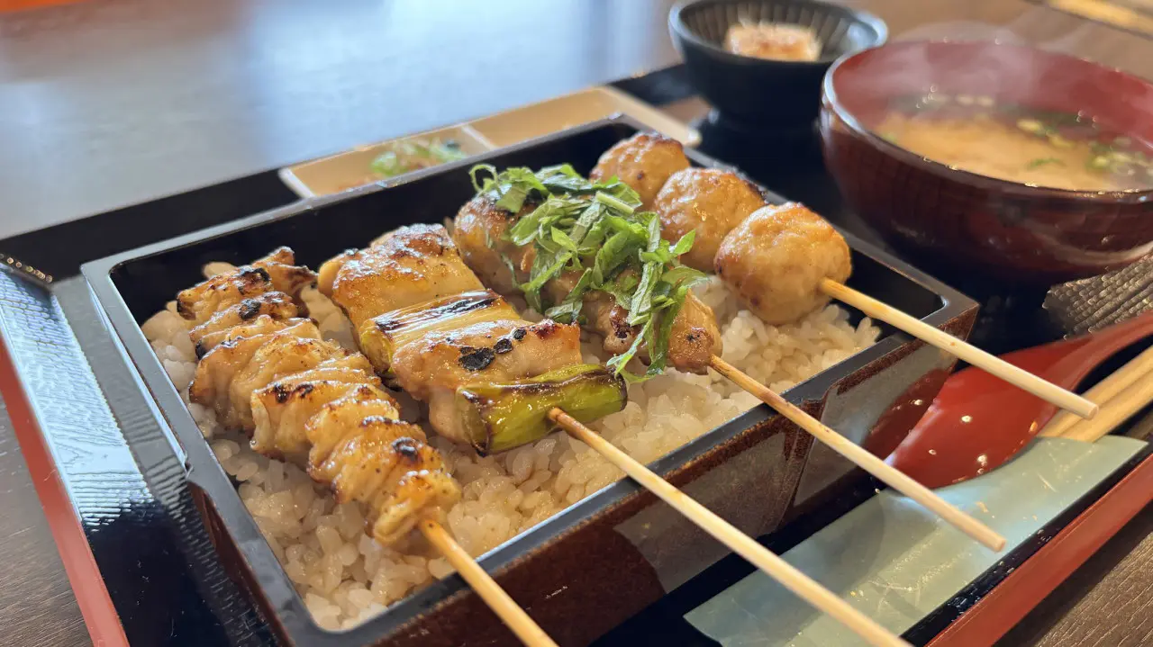 ランチは絶対1000円以内」元サラリーマン店主こだわりの価格と満足感