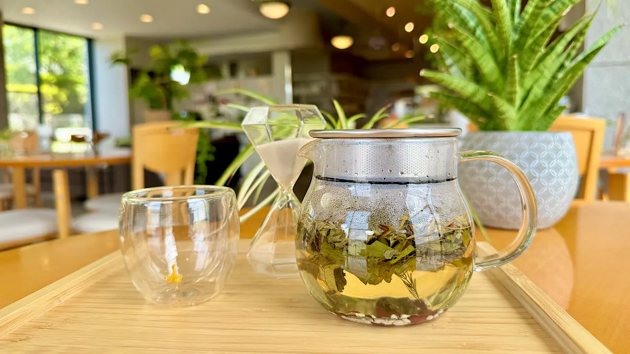 院長オススメという「あっかりすっ茶」