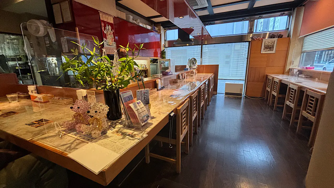 サントシ 富山本店