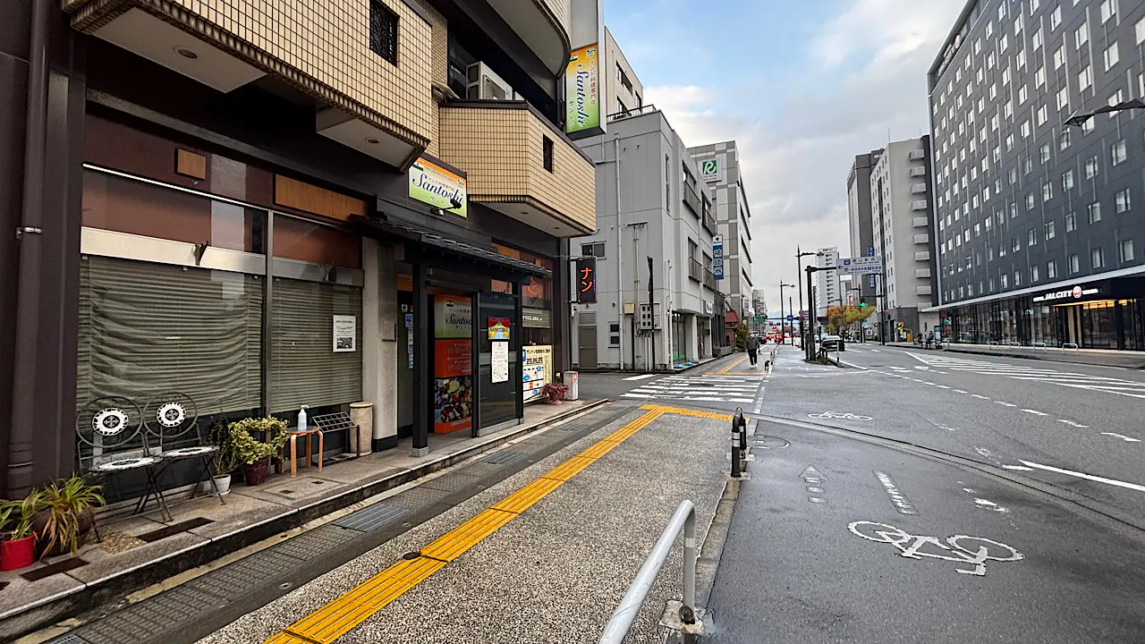 サントシ 富山本店